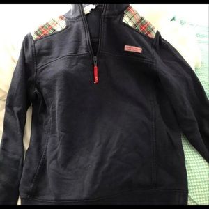 vineyard vines pullover!!
